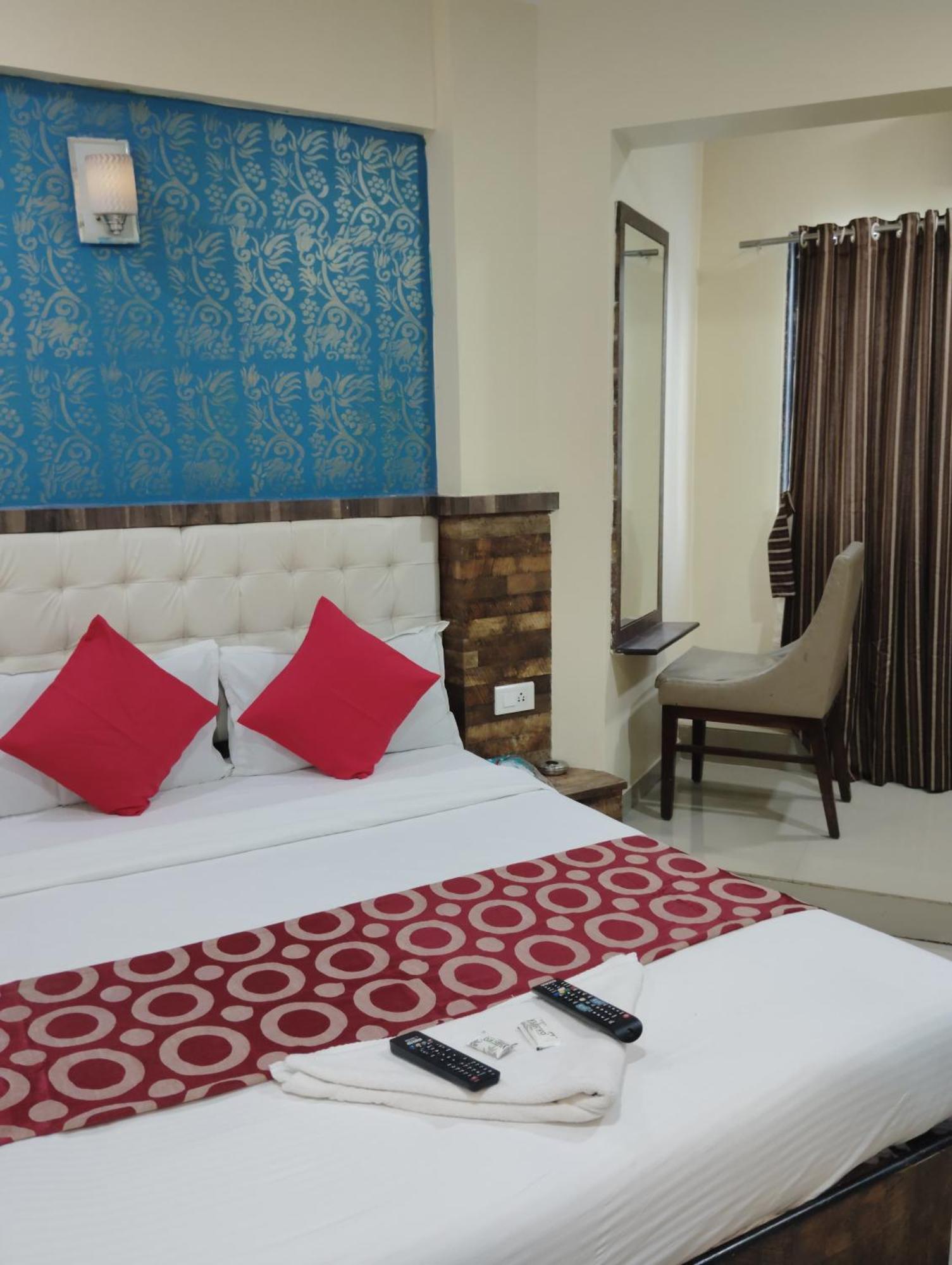 Hotel Golden Park Near Nesco Βομβάη Εξωτερικό φωτογραφία